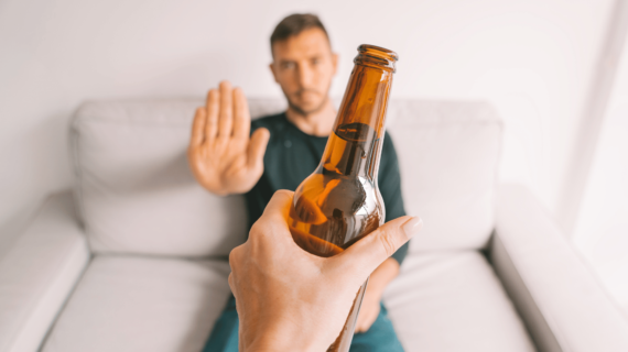 Mengenal Alkohol: Efek, Dampak, dan Mitos yang Perlu Diketahui – Wellnesscoach