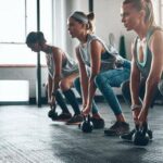 Latihan Plyometric: 7 Gerakan Terbaik untuk Membakar Lemak dan Meningkatkan Kekuatan Tubuh